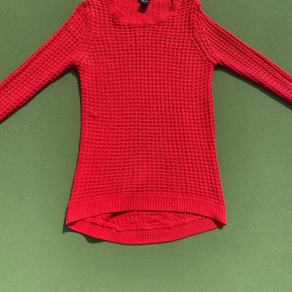 Sweater - Picture 5 of 7